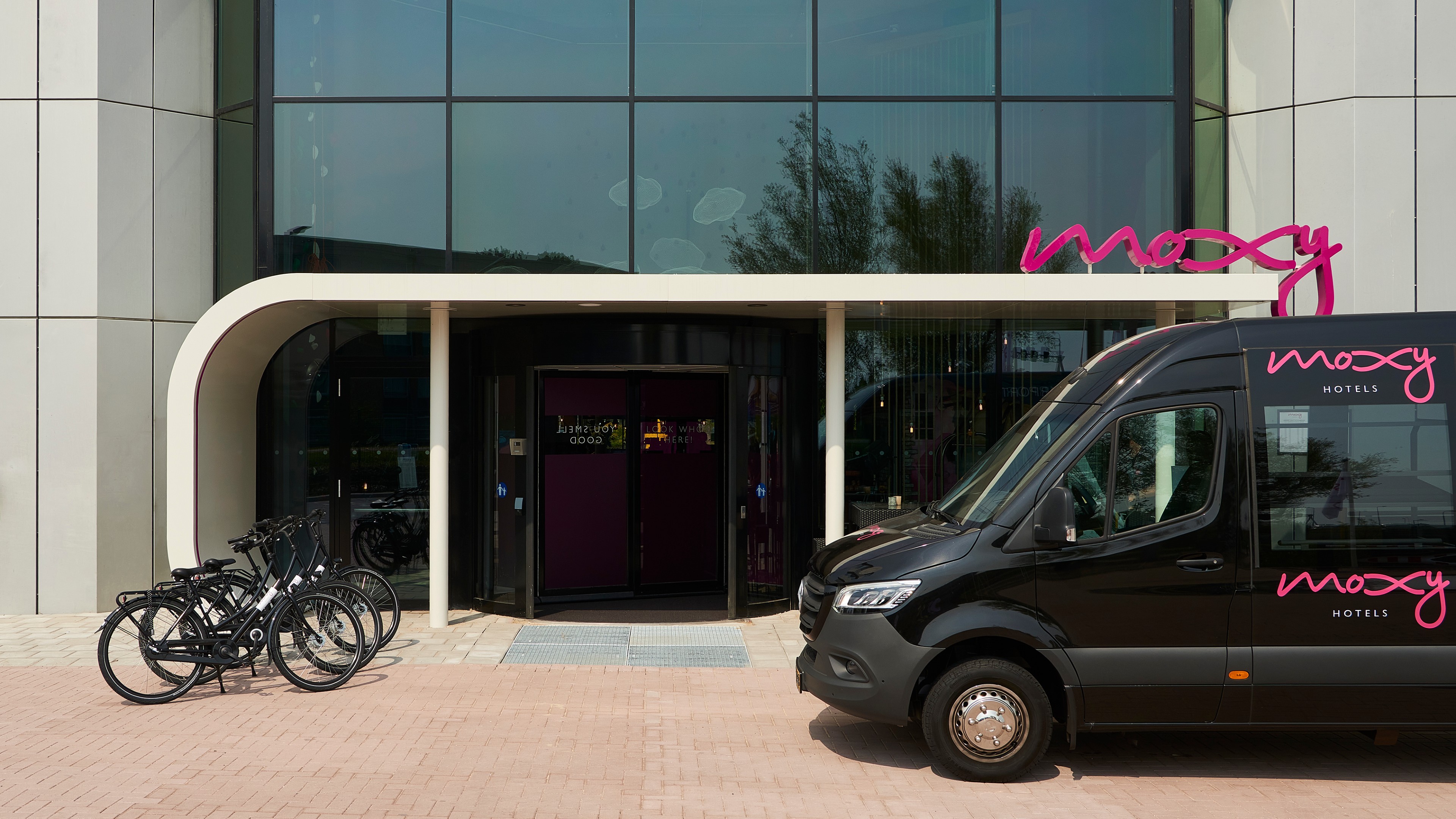MOXY Schiphol Airport - Park, Sleep & Fly-image 0